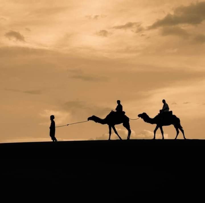 Hotel Ahlam Luxury Camp Merzouga Exterior foto